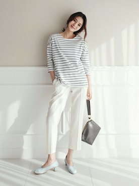 「ホワイトパンツ」｜「アイテム（スラックス）」を使った、ディーホリックさん（レディース・163cm）の春コーディネート