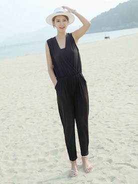 「アイテム（つなぎ/オールインワン、ブラック系）」を使った、ディーホリックさん（レディース・169cm）の夏コーディネート