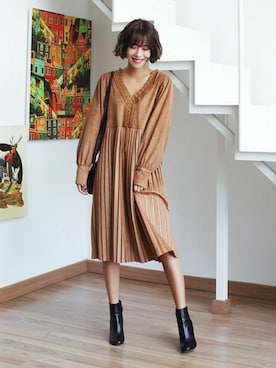 「DHOLIC（ディーホリック）の新作10％OFF（Tシャツ/カットソー）」を使った、ディーホリックさん（レディース・165cm）の秋コーディネート