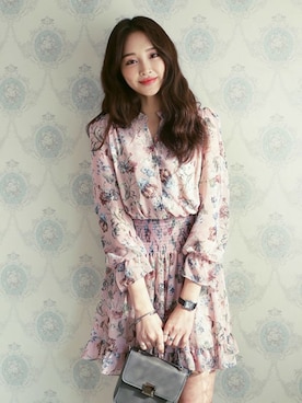 「DHOLIC（ディーホリック）の新作10％OFF（Tシャツ/カットソー）」を使った、ディーホリックさん（レディース・165cm）の冬コーディネート