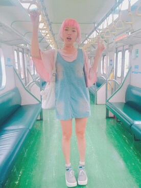 「planet（planet）のアイテム（バッグ）」を使った、劉于瑛さん（レディース・164cm）の秋コーディネート