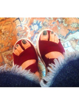 「PRADA（プラダ）のアイテム（シューズ）」を使った、金子 渚さん（レディース・165cm）の秋コーディネート