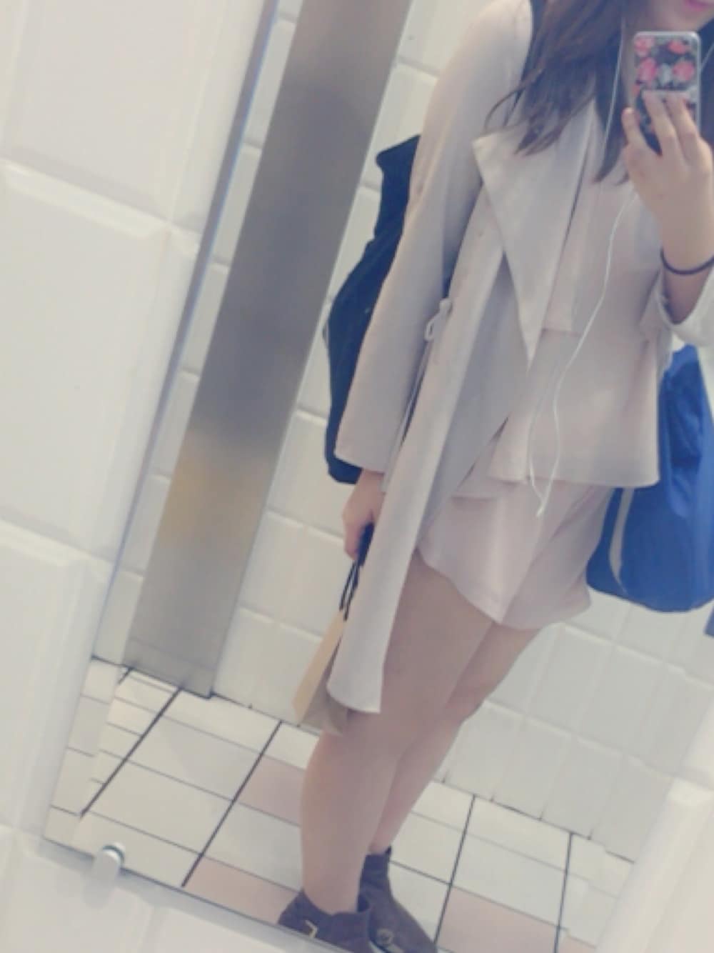 「BE RADIANCEのアイテム（ブルゾン、ベージュ系）」を使った、shellymayさん（レディース・162cm）の秋コーディネートの1枚目の写真