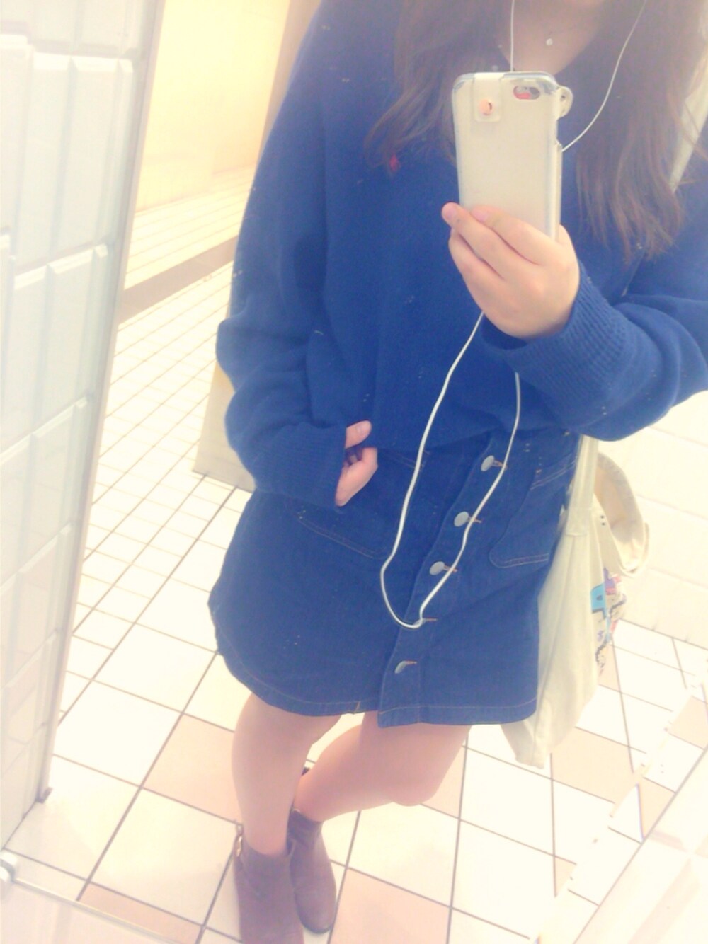 「RALPH LAURENのアイテム（ニット/セーター、ブルー系）」を使った、shellymayさん（レディース・162cm）の秋コーディネートの1枚目の写真