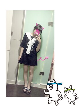 「NIKE（ナイキ）のNIKE BENASSI SWOOSH（サンダル、ブラック系）」を使った、Flower.Jさん（レディース・166cm）の秋コーディネート