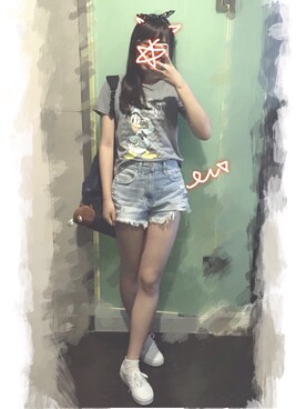 「SPAO（スパオ）のアイテム（Tシャツ/カットソー、グレー系）」を使った、Flower.Jさん（レディース・166cm）の秋コーディネート