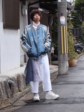 「ホワイトスニーカー」｜「アイテム（その他アウター）」を使った、ささいこれまるさん（メンズ・169cm）の冬コーディネート