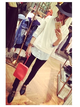 「UNRELISH（アンレリッシュ）のアイテム（スウェット、ホワイト系）」を使った、片山夏実さん（レディース・158cm）の冬コーディネート