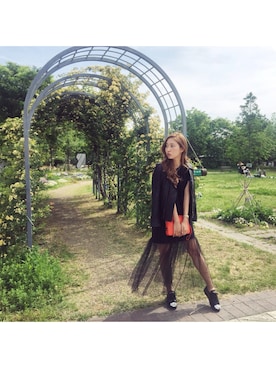 「HONEY MI HONEY（ハニーミーハニー）のアイテム（ワンピース、ブラック系）」を使った、片山夏実さん（レディース・158cm）の春コーディネート