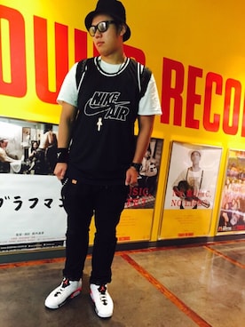 「アイテム（バングル/リストバンド）」を使った、てぃむさん（メンズ・182cm・20代）の夏コーディネート