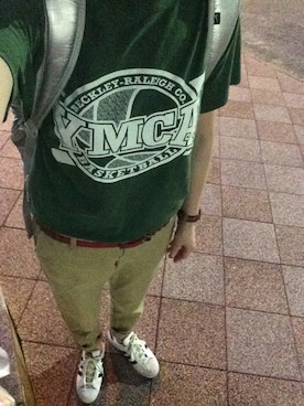 「アイテム（バックパック/リュック、シルバー系）」を使った、chiyoさん（レディース・167cm）の春コーディネート