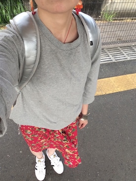 「アイテム（バックパック/リュック、シルバー系）」を使った、chiyoさん（レディース・167cm）の夏コーディネート