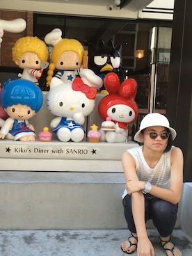「アイテム（ビーチサンダル）」を使った、Yu Chieh Chengさん（レディース・168cm）の秋コーディネート