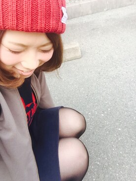 「GU（ジーユー）のアイテム（ニットキャップ/ビーニー、レッド系）」を使った、hibikiさん（レディース・153cm）の冬コーディネート