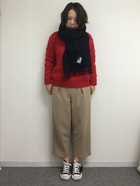 「アンゴラ」｜「アイテム（スニーカー）」を使った、akaさん（レディース・153cm）の冬コーディネート