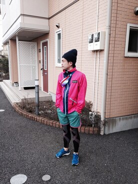 「ランニングスタイル」｜「アイテム（マウンテンパーカー）」を使った、やすまささん（メンズ・165cm）の冬コーディネート