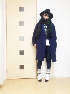 「EMODA（エモダ）のアイテム（ストール/ショール）」を使った、norisandesukaさん（レディース・166cm）の冬コーディネート