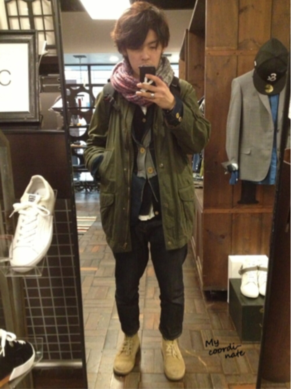 「テーラードJKT、TAKAHIROMIYASHITA The SoloIst. 、lideal 」｜「lidealの九部丈デニム（その他パンツ、ブルー系）」を使った、Ryuji Tanakaさん（メンズ・175cm）の冬コーディネートの1枚目の写真