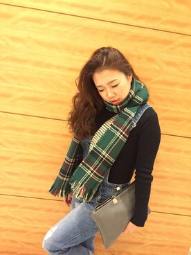 「アイテム（バンダナ/スカーフ）」を使った、Masami  Katsukuraさん（レディース・156cm・20代）の冬コーディネート