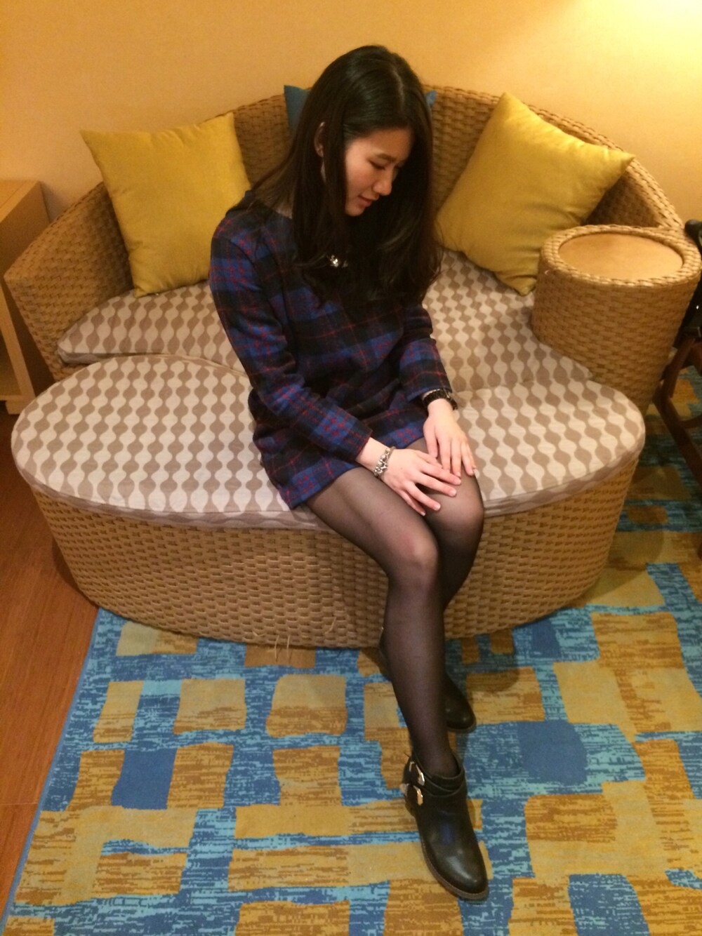 「life、simple、simple style、street、streetfashion、streetstyle、lifestyle、birthday、blue、Taiwan」｜「D+afのアイテム（ブーティ、ブラック系）」を使った、Chennie Chang🌺さん（レディース・158cm）の冬コーディネートの1枚目の写真