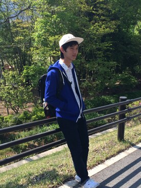 「RAGEBLUE（レイジブルー）のウラケZIPパーカ長袖/541569（パーカー、ブルー系）」を使った、かずきさん（メンズ・170cm）の春コーディネート