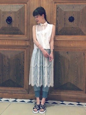 「アイテム（バングル/リストバンド）」を使った、中川遥さん（レディース・158cm・20代）の春コーディネート