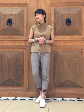 「アイテム（バングル/リストバンド）」を使った、中川遥さん（レディース・158cm・20代）の夏コーディネート