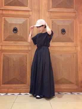 「アイテム（バングル/リストバンド）」を使った、中川遥さん（レディース・158cm・20代）の春コーディネート