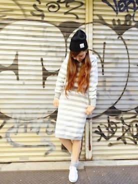 「アイテム（ニットキャップ/ビーニー）」を使った、rei.sさん（レディース・159cm）の春コーディネート