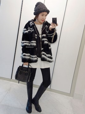 「ファーコート」｜「アイテム（ノーカラージャケット）」を使った、Miamasvinさん（レディース・161cm）の冬コーディネート