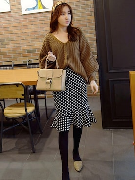 「ドット柄」｜Miamasvinさん（レディース・161cm）の冬コーディネート
