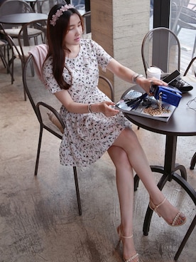 「アイテム（カチューシャ、ホワイト系）」を使った、Miamasvinさん（レディース・161cm）の春コーディネート