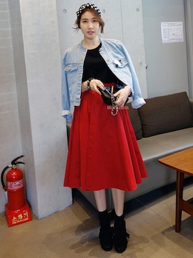 「赤いスカート」｜Miamasvinさん（レディース・161cm）の春コーディネート