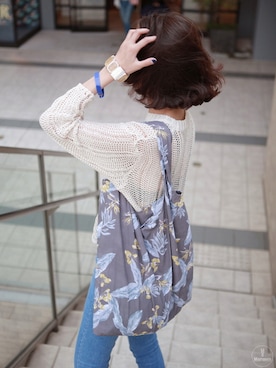 「エコバッグ」｜「アイテム（ニット/セーター）」を使った、Miamasvinさん（レディース・161cm）の夏コーディネート