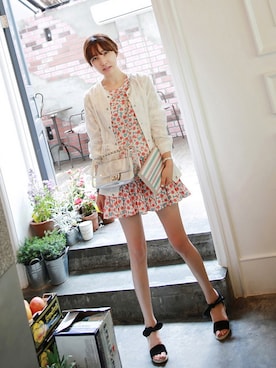 「アイテム（バッグ、ホワイト系）」を使った、Miamasvinさん（レディース・161cm）の秋コーディネート