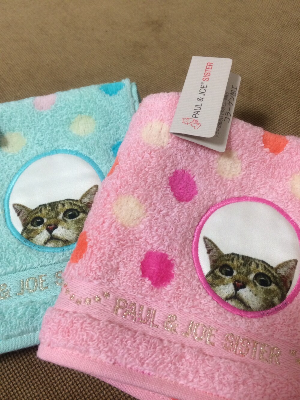 「ネコ、ハンカチ、タオル、ポール＆ジョー、安い」｜「PAUL&JOE SISTERのアイテム（ハンカチ/ハンドタオル、その他）」を使った、minaさん（レディース・150cm）の秋コーディネートの1枚目の写真