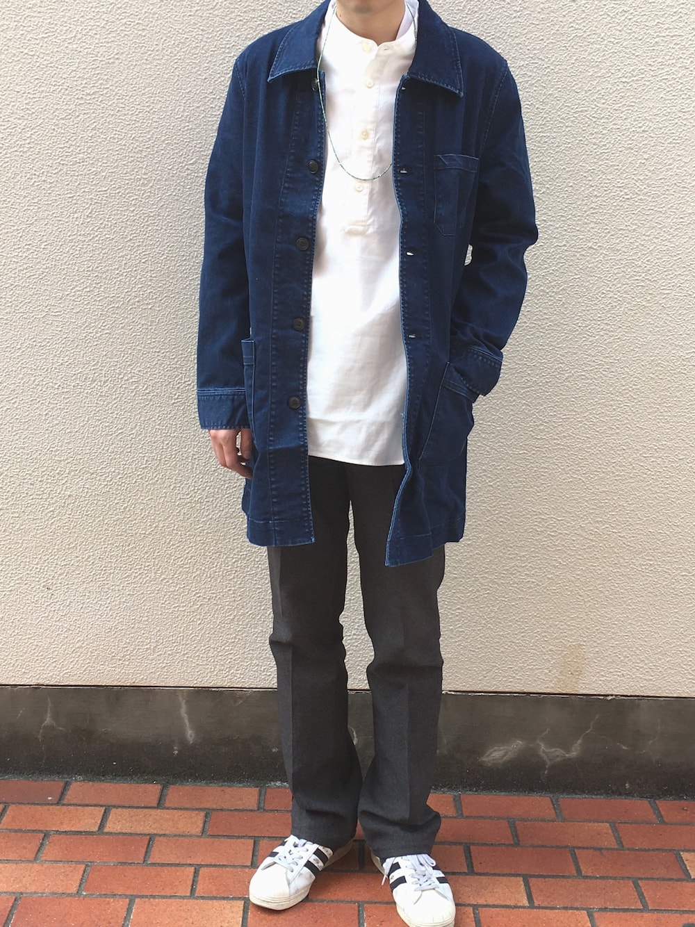 STAFF HASHIMOTOさんの「TENCEL DENIM SHOP COAT:テンセルデニムショップコート（Magine）」を使ったコーディネート