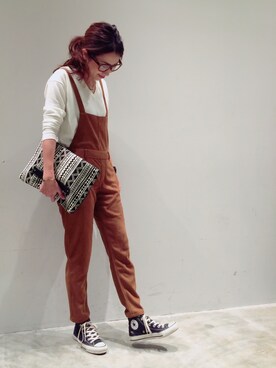「BLISS POINT（ブリスポイント）のアイテム（サロペット/オーバーオール）」を使った、mi0808さん（レディース・163cm）の秋コーディネート