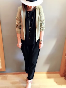 「セットアップスタイル」｜「アイテム（ミリタリージャケット）」を使った、Tomomi Imaiさん（レディース・162cm）の春コーディネート