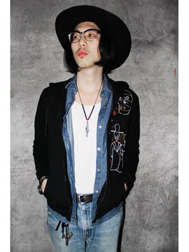 「アイテム（その他アウター）」を使った、RobertTangさん（メンズ・177cm・20代）の秋コーディネート