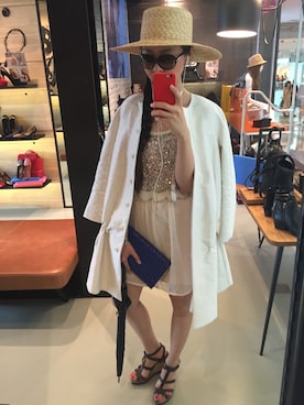 「COS（コス）のアイテム（その他アウター）」を使った、Lily Chuさん（レディース・174cm）の夏コーディネート