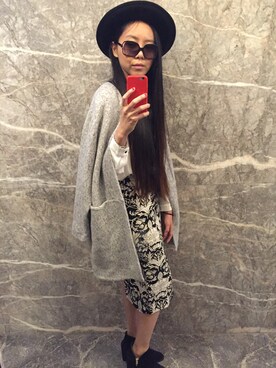 「gray」｜「アイテム（その他アウター）」を使った、Lily Chuさん（レディース・174cm）の秋コーディネート