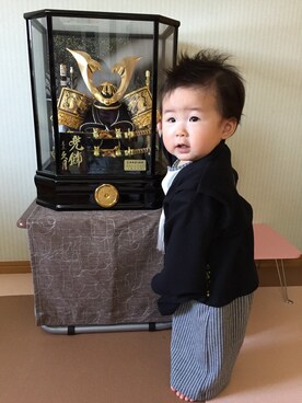 「アイテム（ロンパース、ブラック系）」を使った、HaruboN.◡̈さん（キッズ・80cm）の春コーディネート