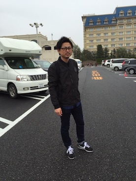 「NIKE（ナイキ）のアイテム（スニーカー、ブラック系）」を使った、kamomeさん（メンズ）の冬コーディネート