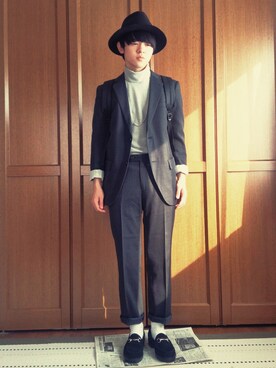 グレーのタートルネック の人気ファッションコーディネート Wear