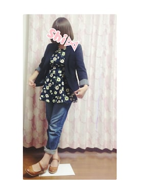 「Honeys（ハニーズ）のアイテム（テーラードジャケット）」を使った、りんさん（レディース・155cm）の秋コーディネート