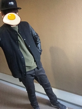 「atmos（アトモス）のアイテム（キャップ）」を使った、コッスーさん（メンズ・182cm）の冬コーディネート