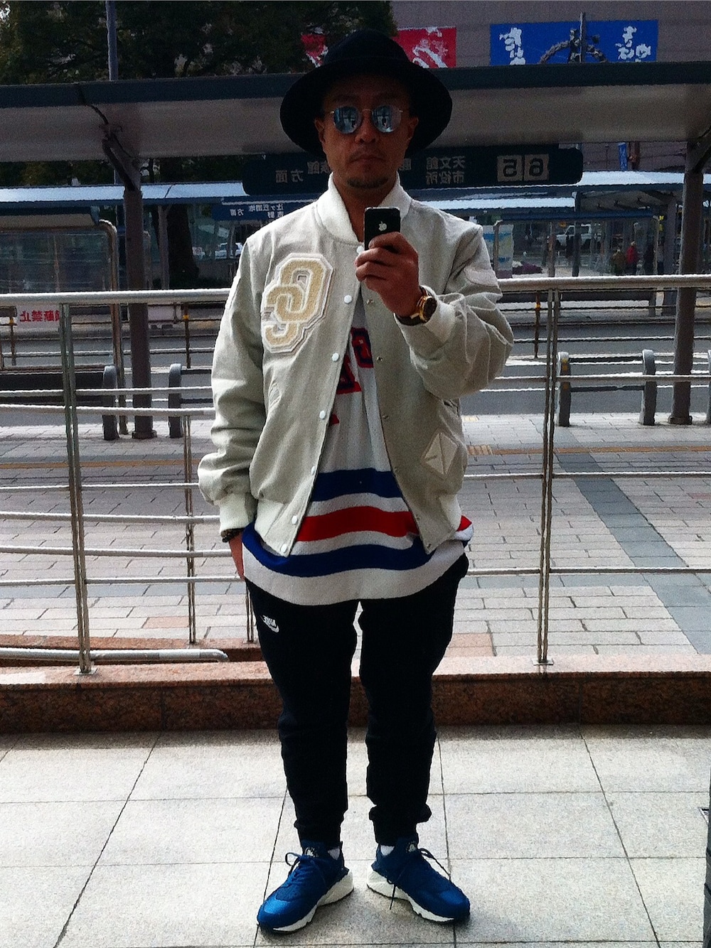 OPENING CEREMONYのスタジャンを使った人気ファッションコーディネート