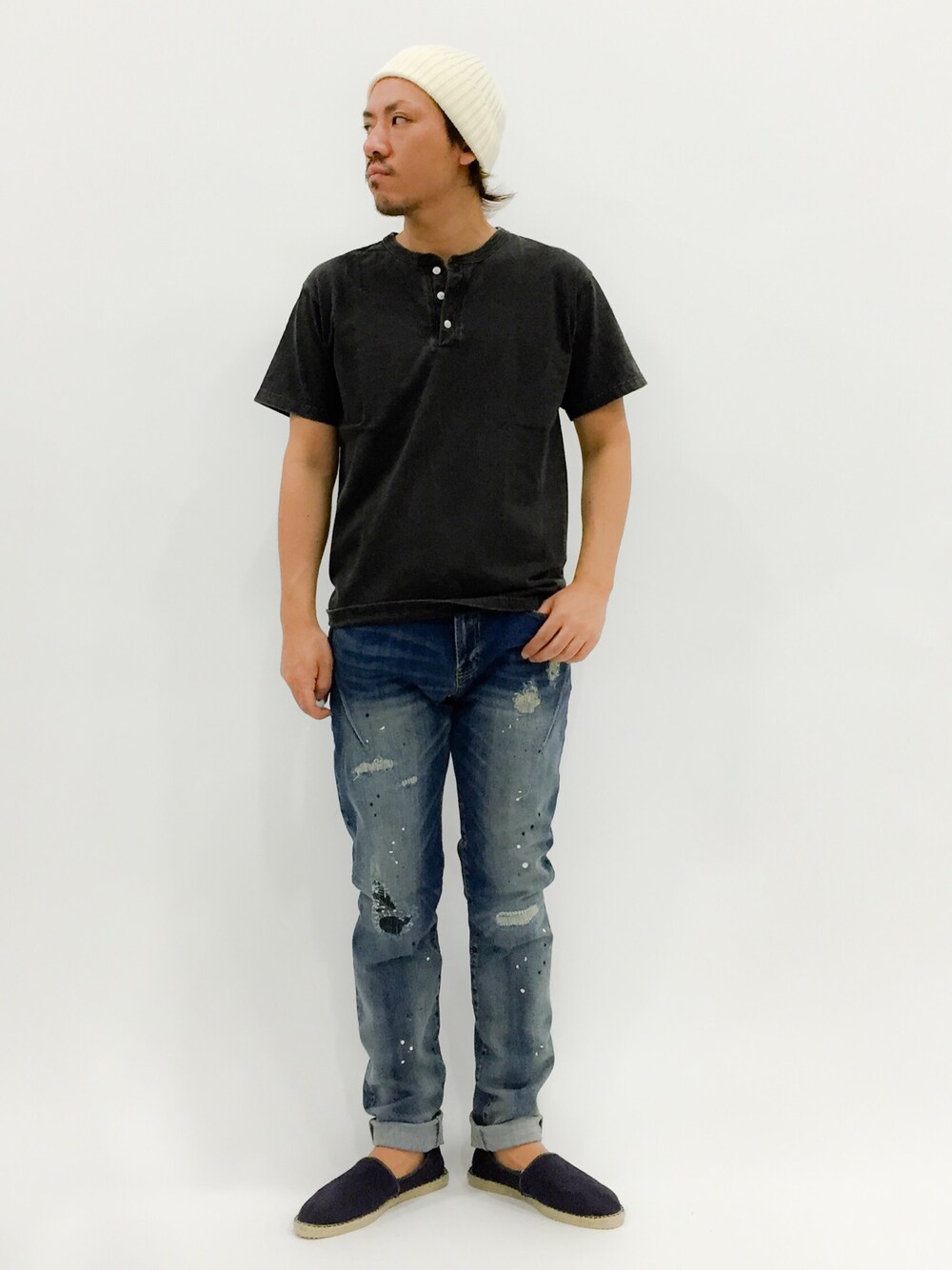 「ニット帽、加工デニム、GUILD PRIME、EDIFICE、NUMBER (N)INE」｜「BEAUTY&YOUTH UNITED ARROWSのBY コットン リブ ワッチキャップ（ニットキャップ/ビーニー、ホワイト系）」を使った、B-chanさん（メンズ・168cm）の夏コーディネートの1枚目の写真