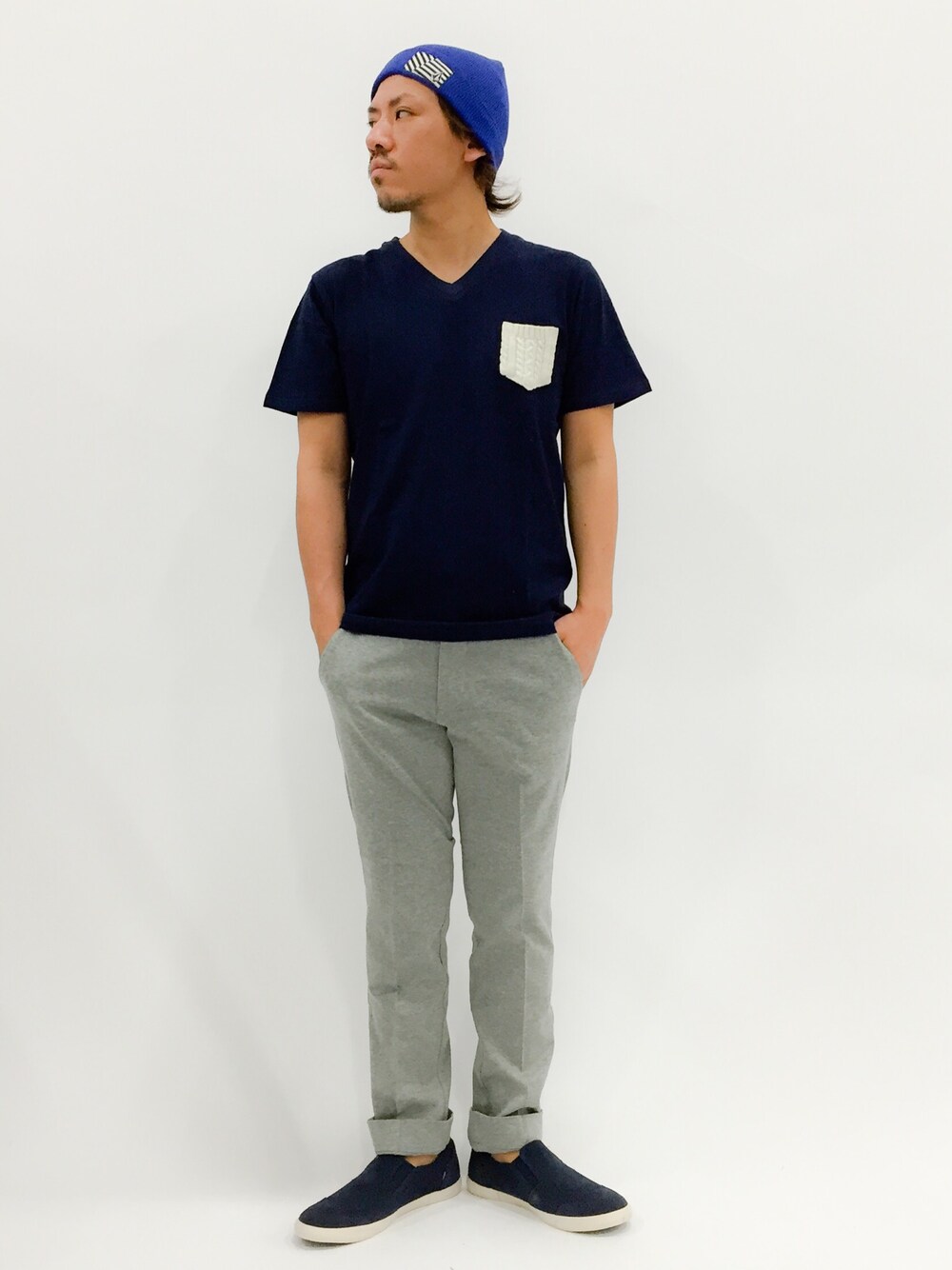「WEGO、イージーパンツ、clarks、VOLCOM、EDIFICE」｜「VOLCOMのSM Beanie （ニットキャップ/ビーニー、ブルー系）」を使った、B-chanさん（メンズ・168cm）の夏コーディネートの1枚目の写真